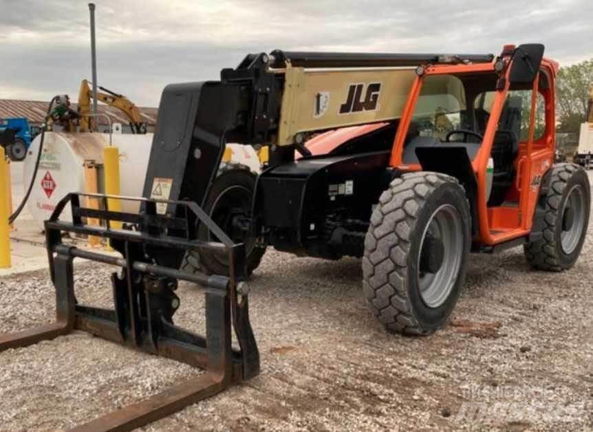 JLG 943 Teleskopski viličarji