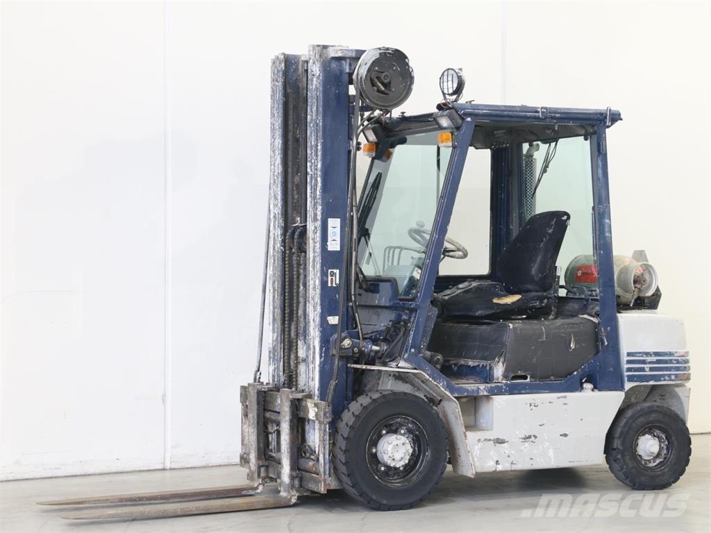 Komatsu FG25HT-11 Viličarji - drugo
