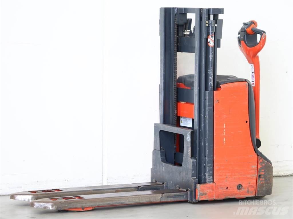 Linde D06/1160 Ročni električni viličar