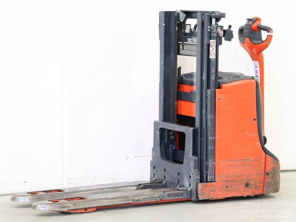 Linde D08/1160 Ročni električni viličar