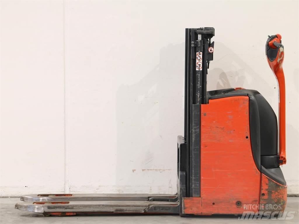 Linde D08/1160 Ročni električni viličar