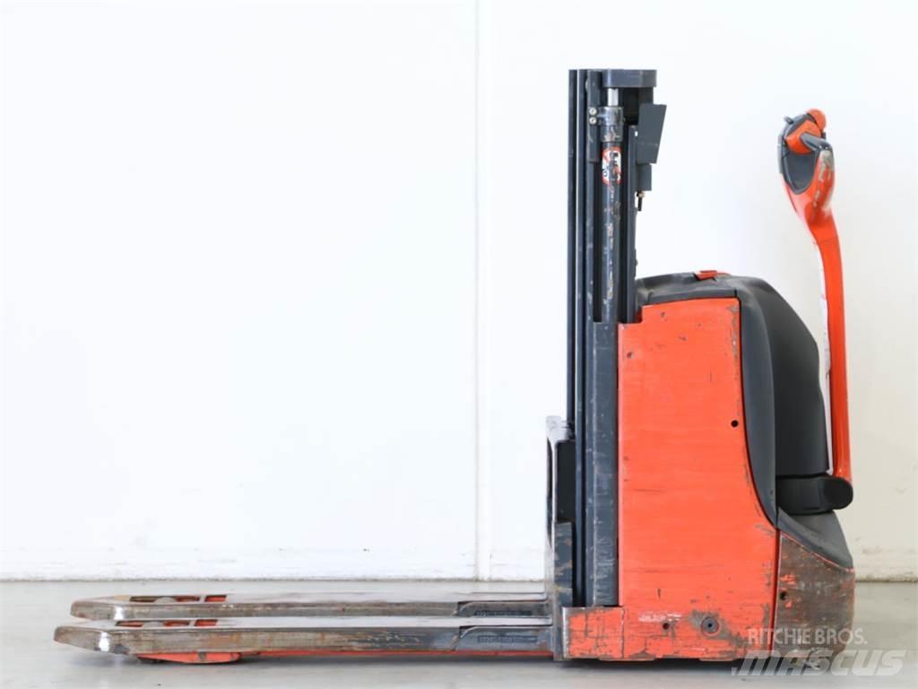 Linde D08/1160-00 Ročni električni viličar