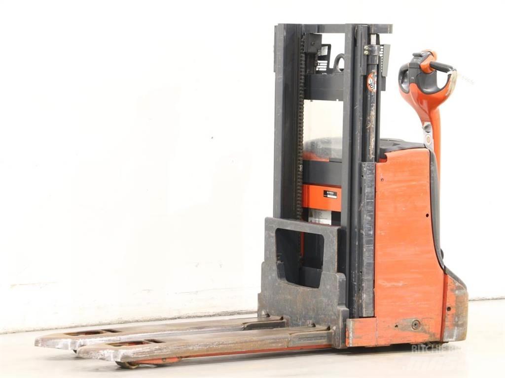 Linde D08/1160-00 Ročni električni viličar