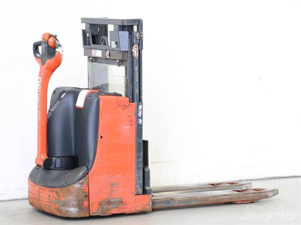 Linde D08/1160-00 Ročni električni viličar