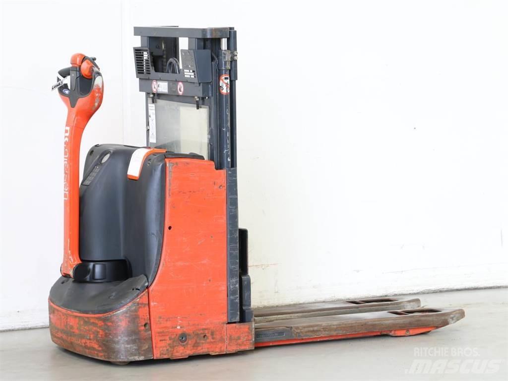 Linde D08/1160-00 Ročni električni viličar