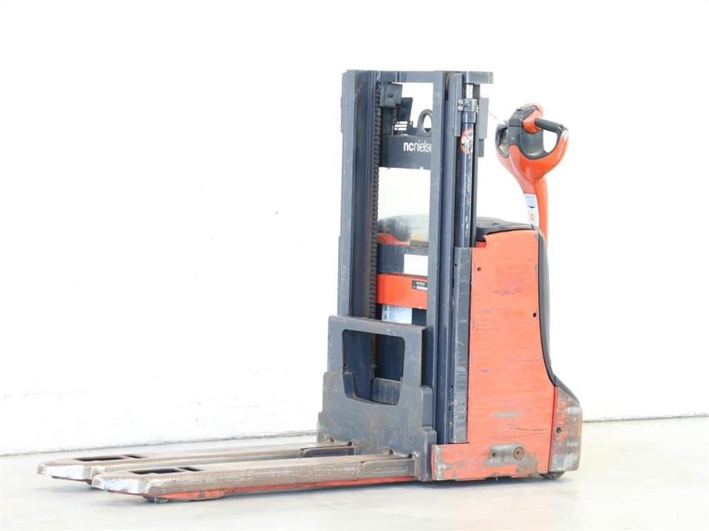 Linde D08/1160-00 Ročni električni viličar