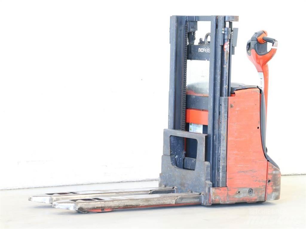 Linde D08/1160-00 Ročni električni viličar