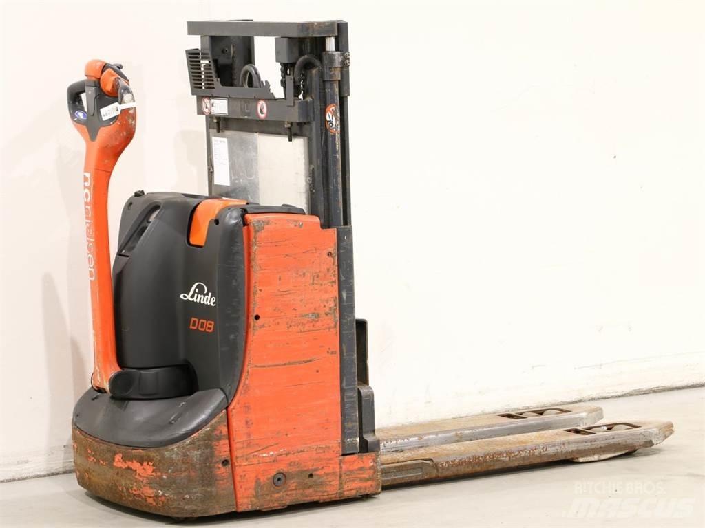 Linde D08/1160-00 Ročni električni viličar