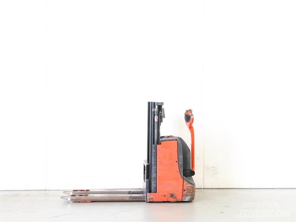 Linde D08/1160-00 Ročni električni viličar