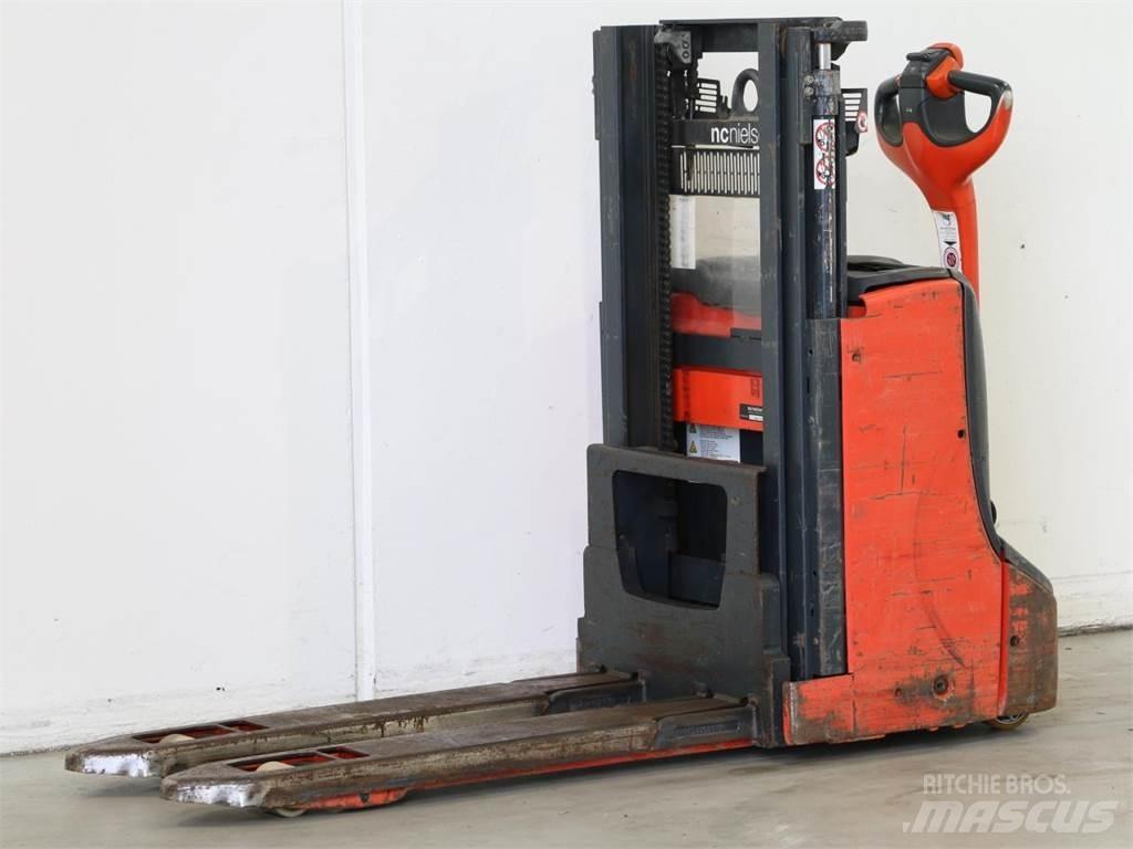 Linde D08/1160-00 Ročni električni viličar