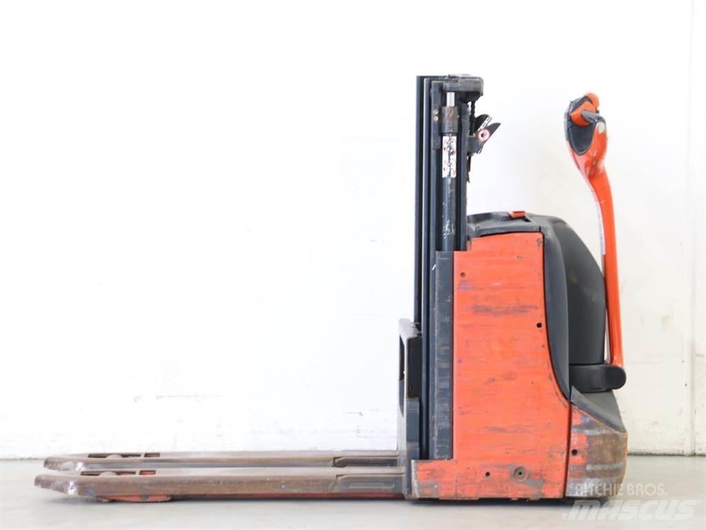 Linde D08/1160-00 Ročni električni viličar