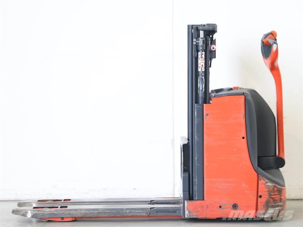 Linde D08/1160-00 Ročni električni viličar