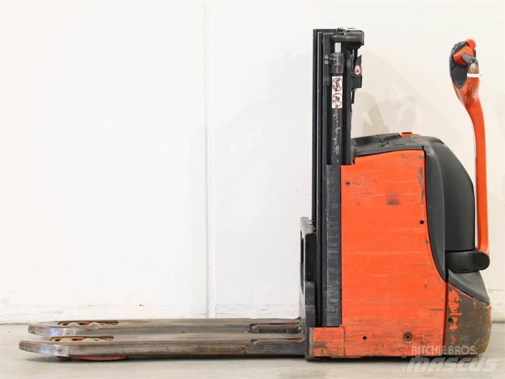 Linde D08/1160-00 Ročni električni viličar