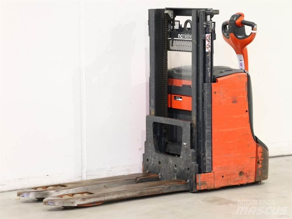 Linde D08/1160-00 Ročni električni viličar