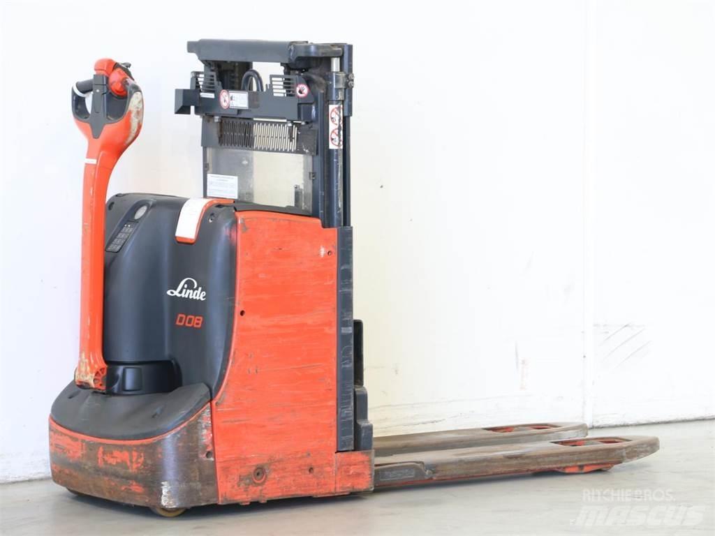 Linde D08/1160-00 Ročni električni viličar