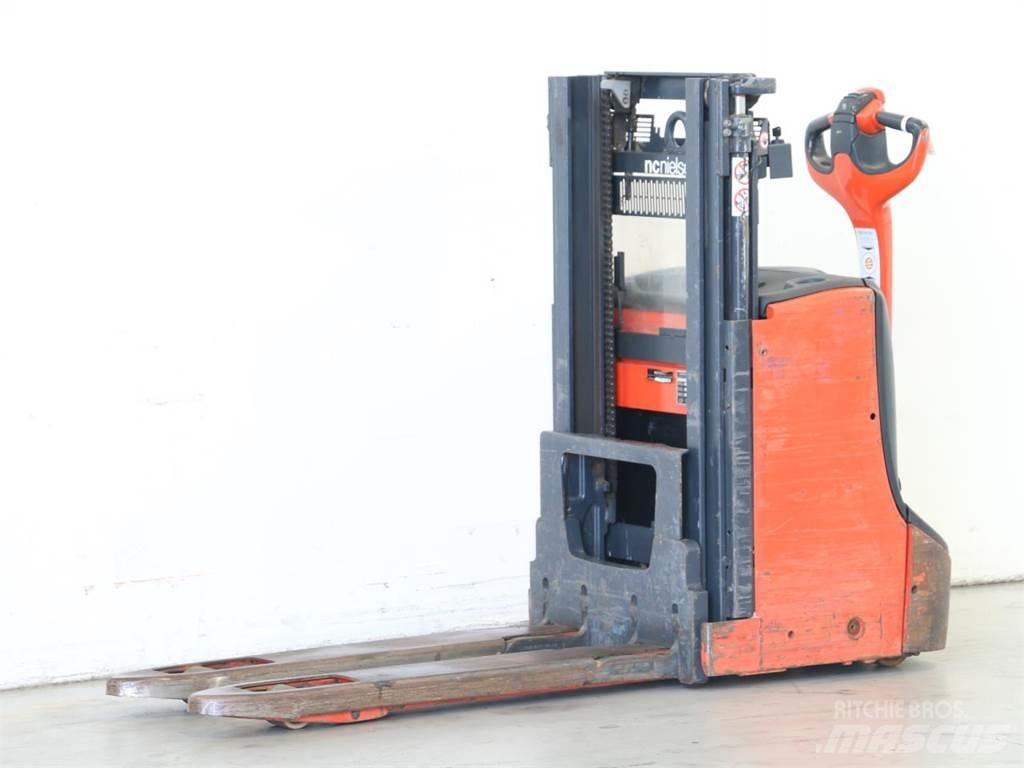 Linde D08/1160-00 Ročni električni viličar