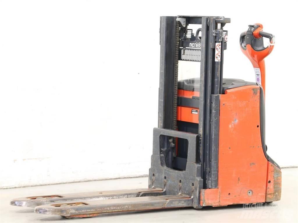 Linde D08/1160-00 Ročni električni viličar