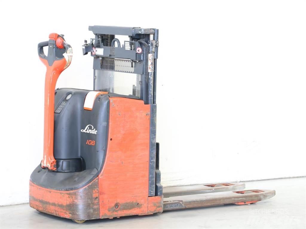 Linde D08/1160-00 Ročni električni viličar