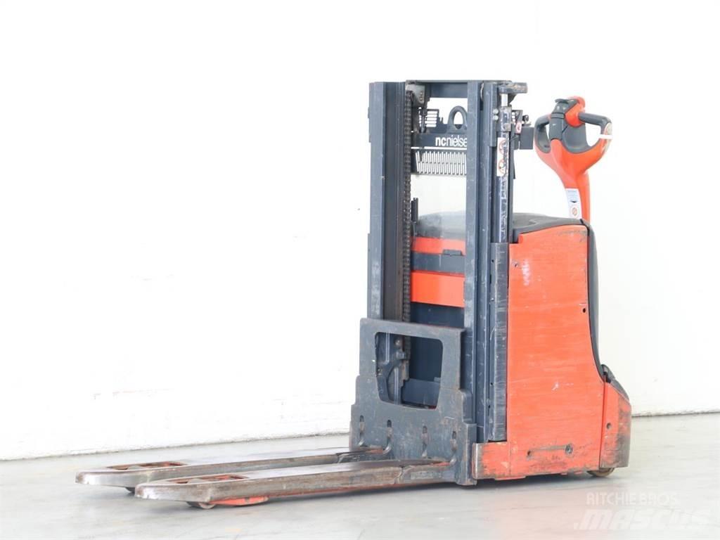 Linde D08/1160-00 Ročni električni viličar