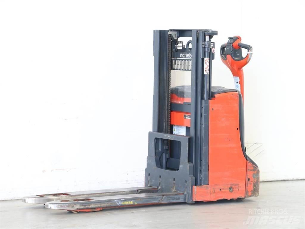 Linde D08/1160-00 Ročni električni viličar