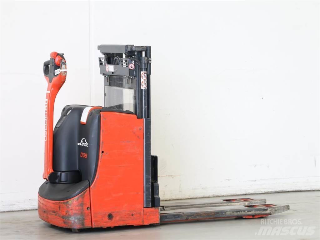 Linde D08/1160-01 Ročni električni viličar