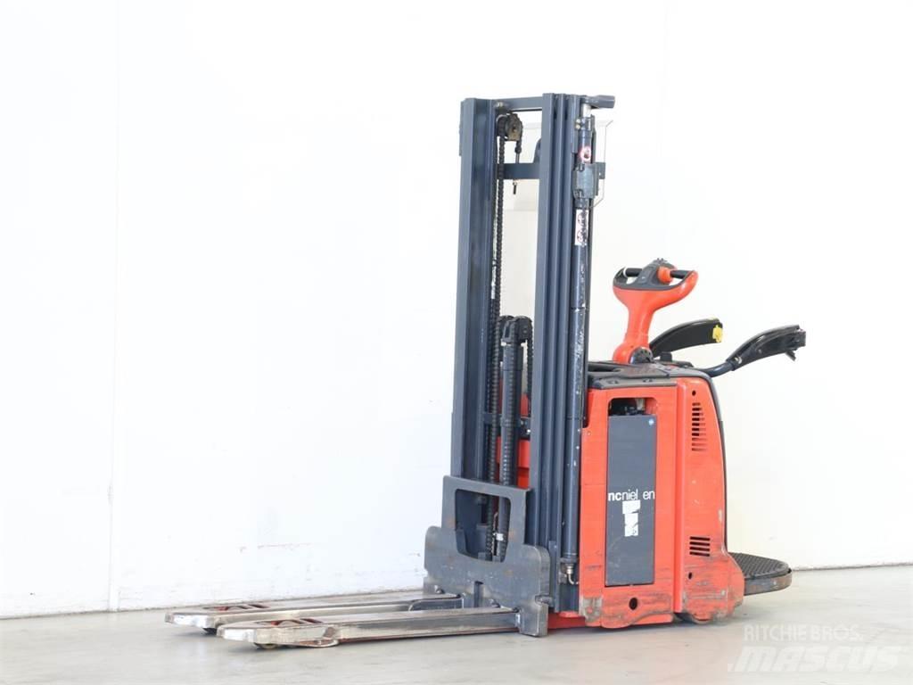 Linde D12AP/133 Ročni električni viličar
