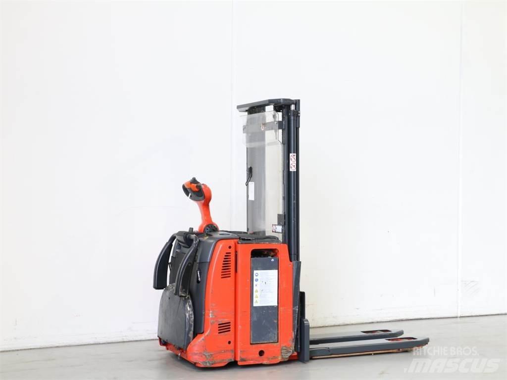 Linde D12AP/133 Ročni električni viličar