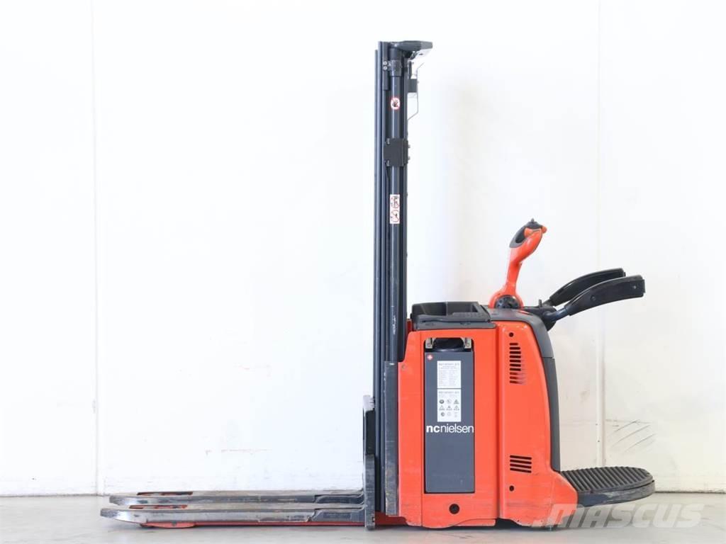 Linde D12AP/133-01 Ročni električni viličar