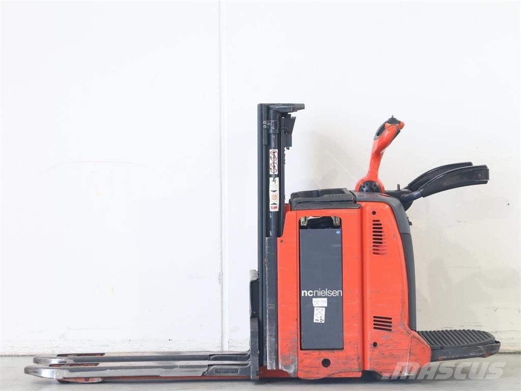 Linde D12HPAP/133-00 Ročni električni viličar