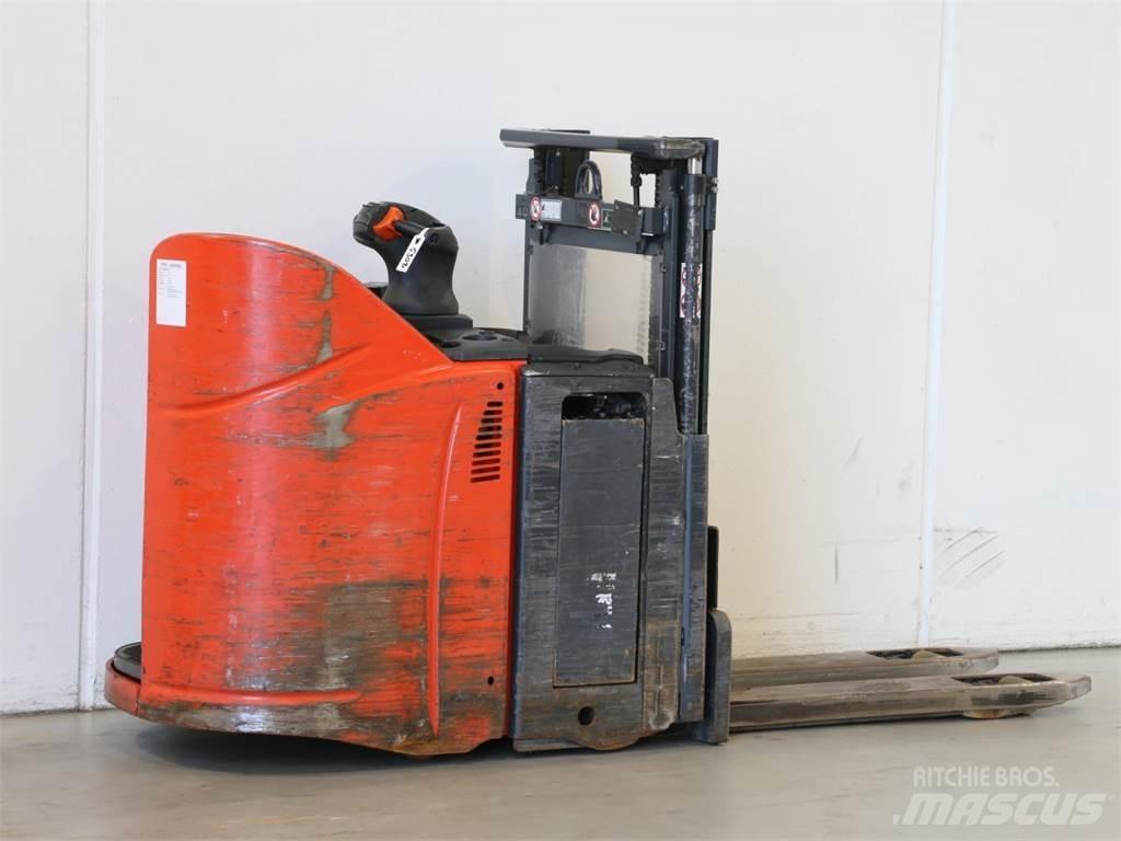 Linde D12HPSP/133 Ročni električni viličar