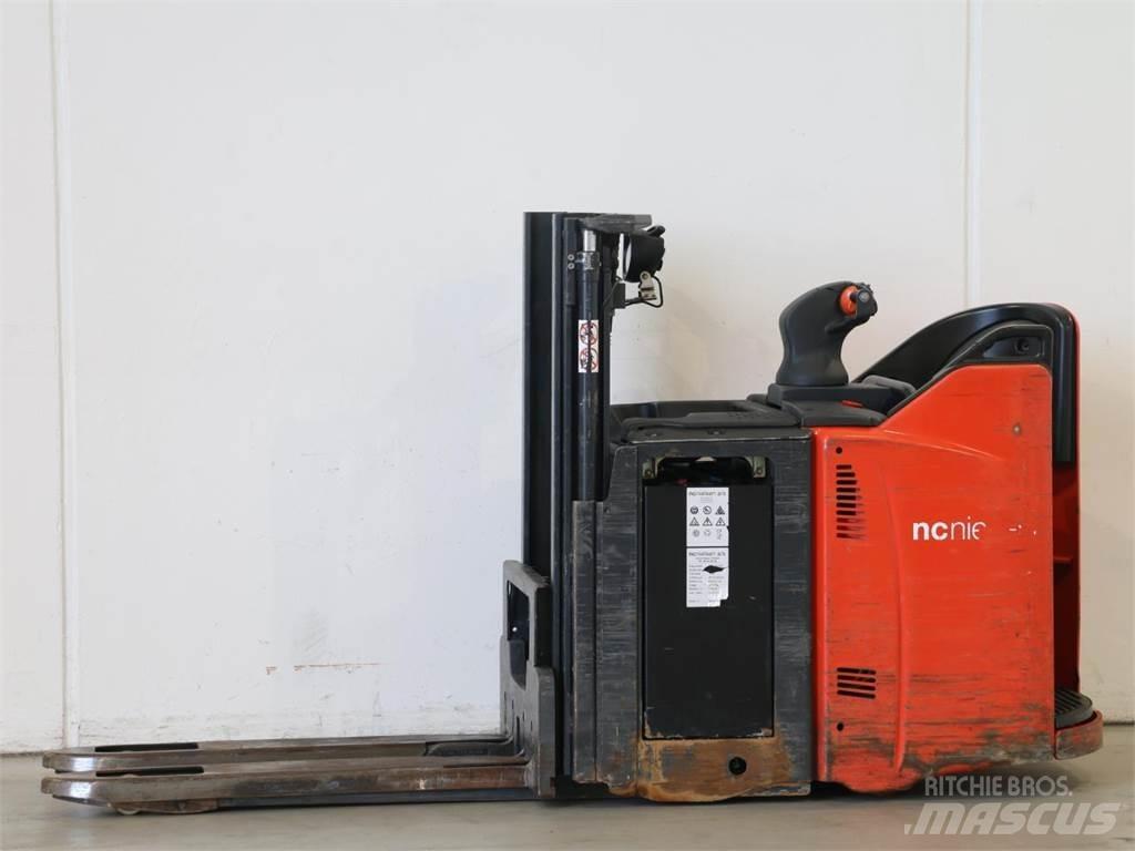 Linde D12HPSP/133-00 Ročni električni viličar