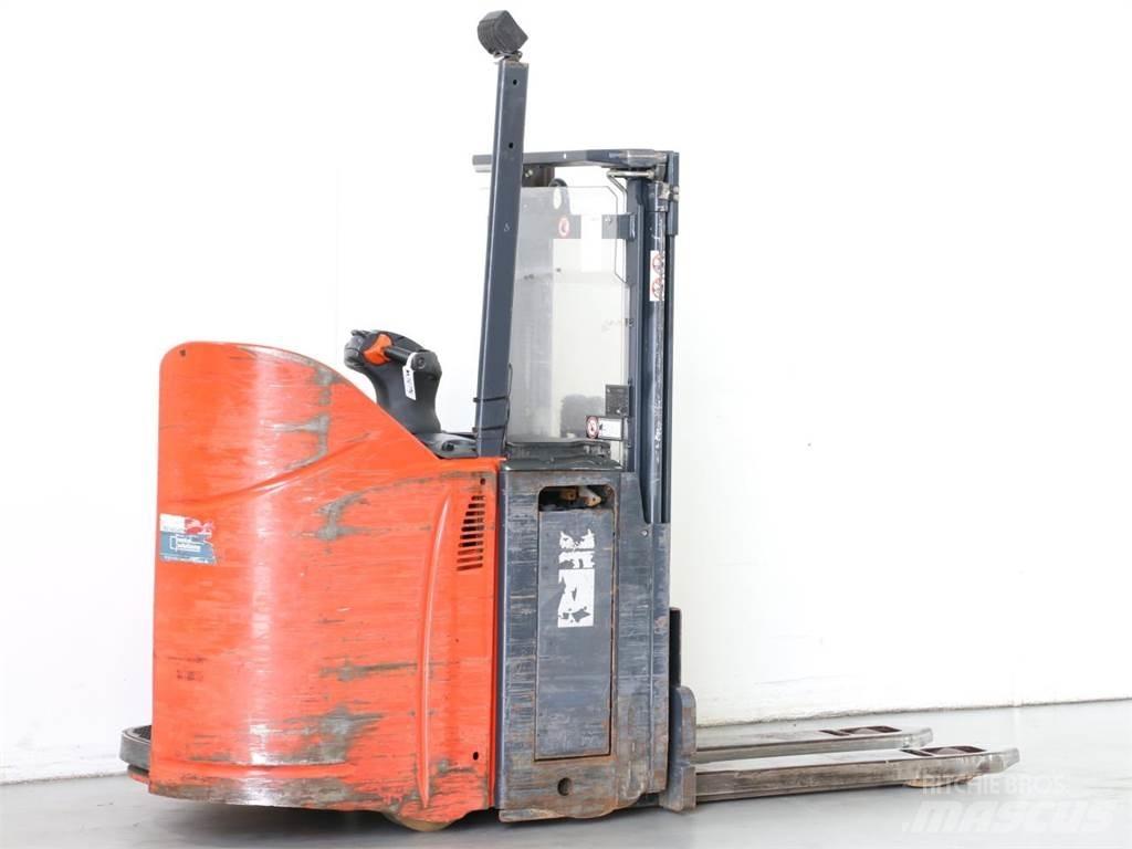 Linde D12SP/133 Ročni električni viličar