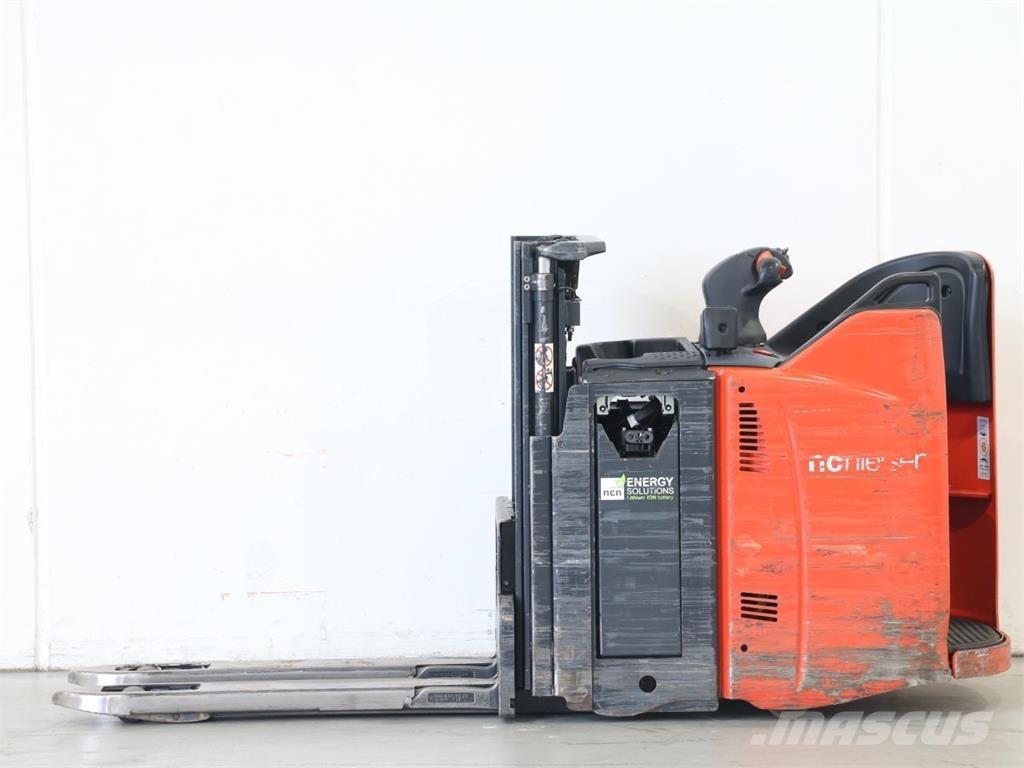 Linde D12SP/133-01 Ročni električni viličar