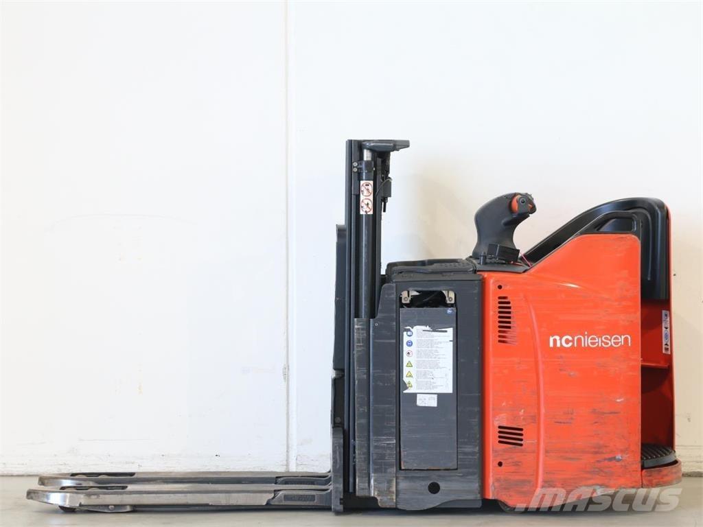 Linde D12SP/133-01 Ročni električni viličar