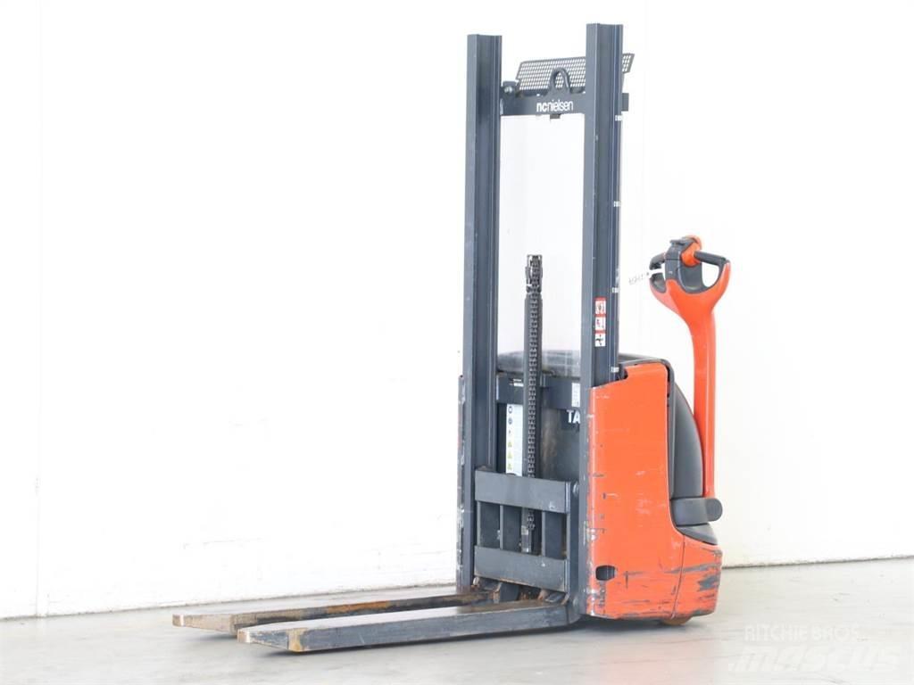 Linde L10/1172-01 Ročni električni viličar