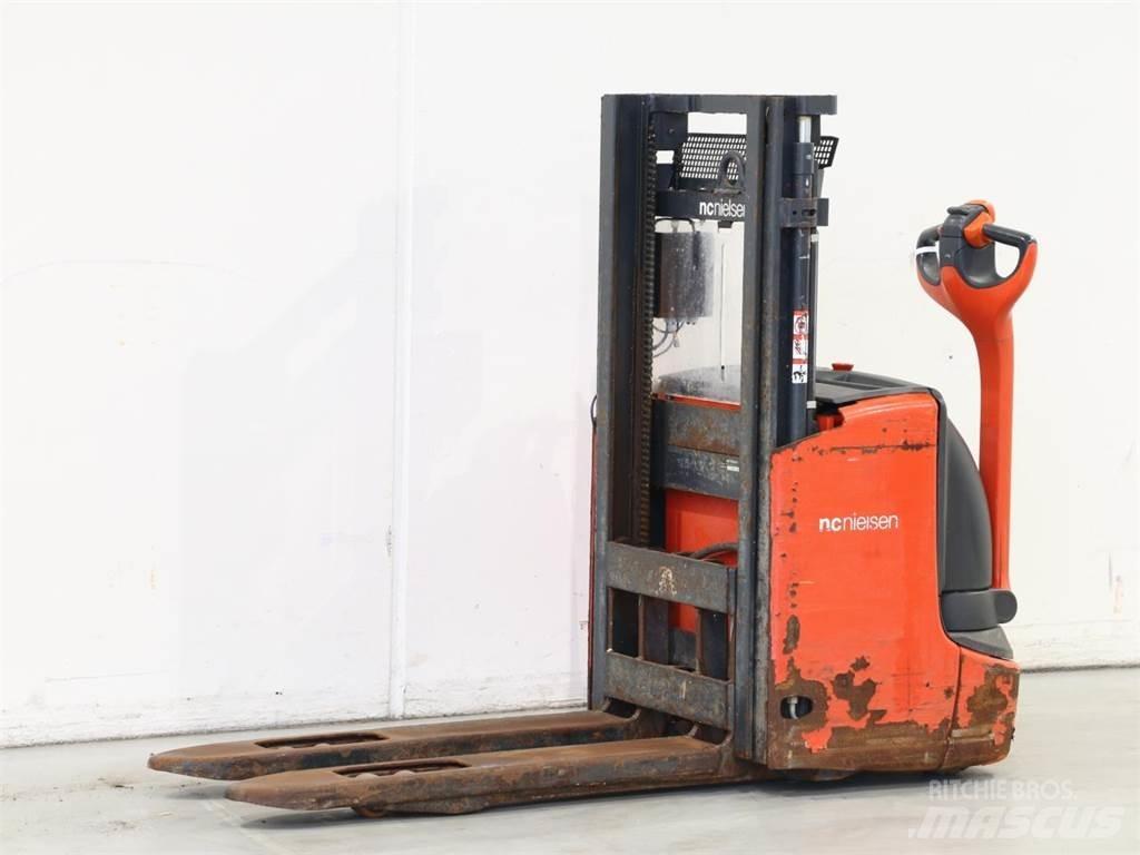 Linde L12I/1172 Ročni električni viličar