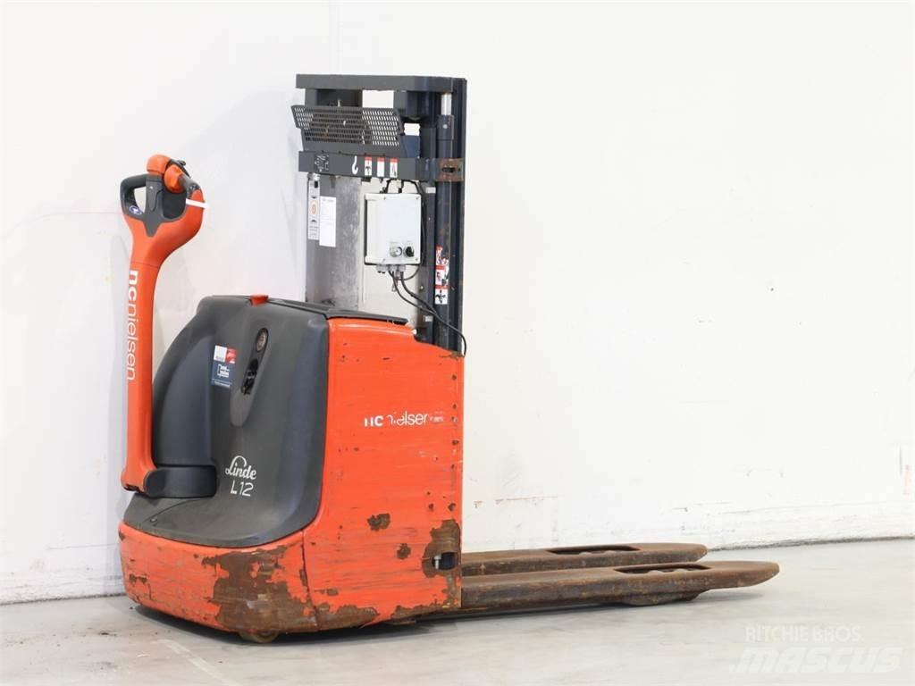 Linde L12I/1172 Ročni električni viličar