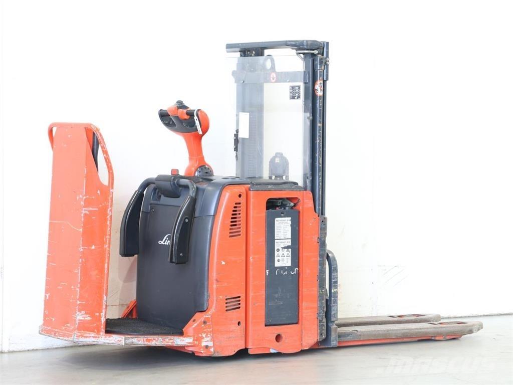 Linde L12LAP/133 Ročni električni viličar
