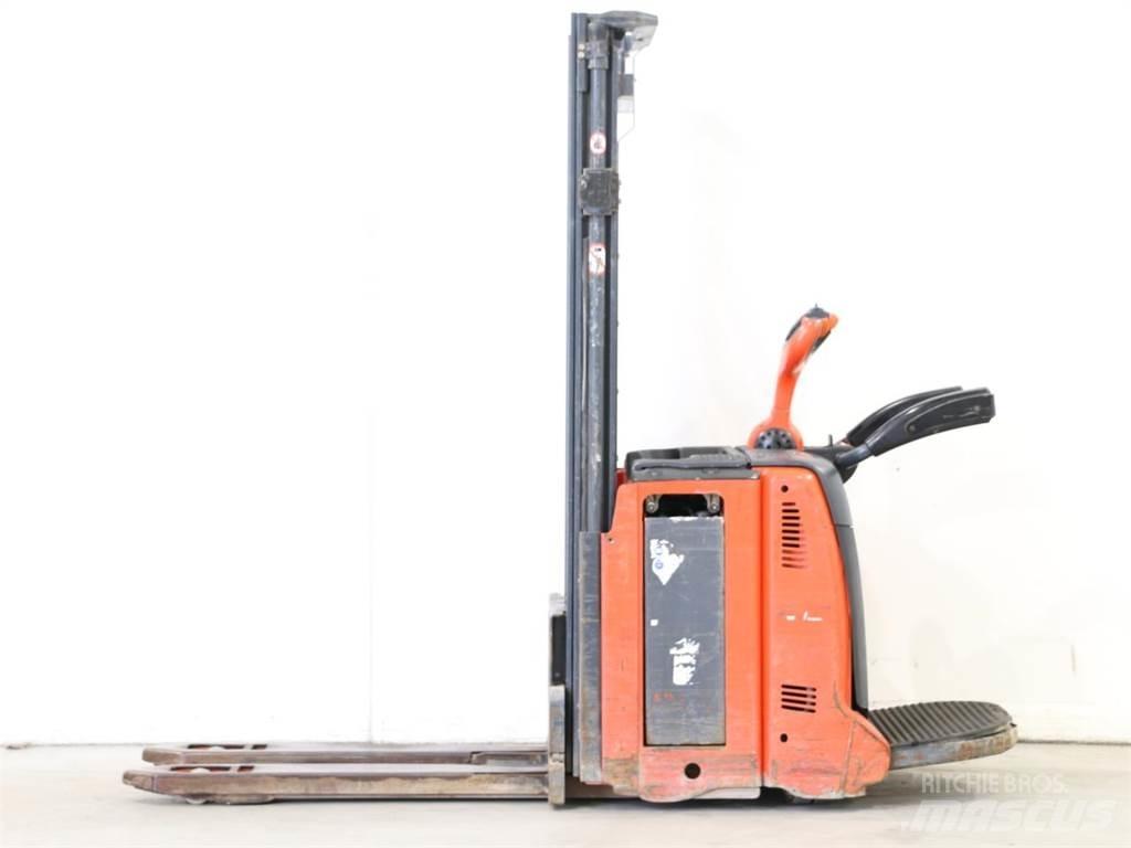 Linde L12LAP/133 Ročni električni viličar