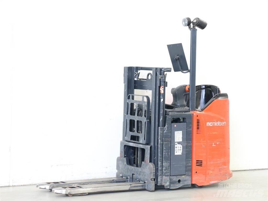 Linde L12LSP/133 Ročni električni viličar