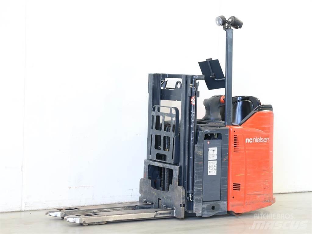 Linde L12LSP/133 Ročni električni viličar