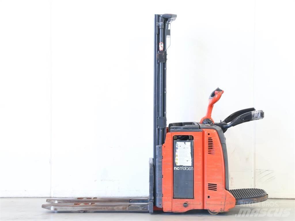 Linde L14AP/133 Ročni električni viličar