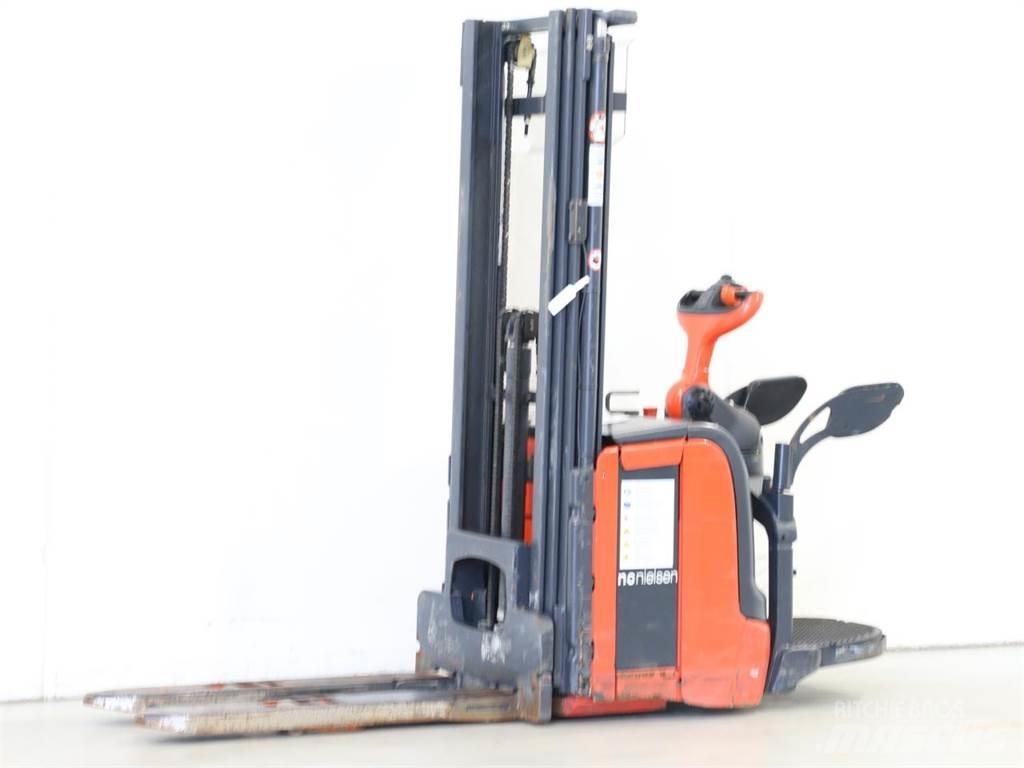 Linde L14API/372 Ročni električni viličar