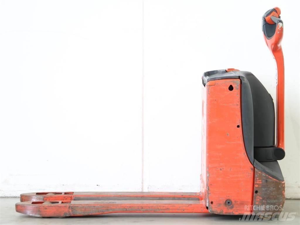 Linde T16/1152 Ročni električni viličar