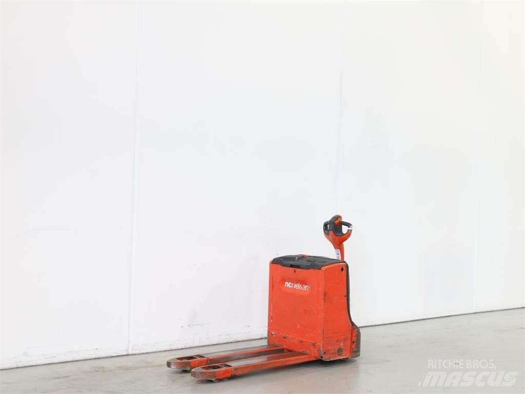 Linde T16/1152 Ročni električni viličar