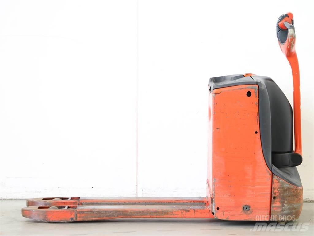 Linde T16/1152 Ročni električni viličar