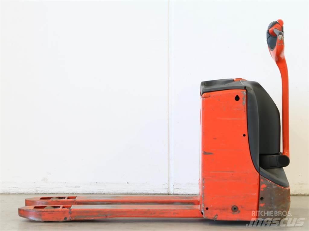 Linde T16/1152 Ročni električni viličar