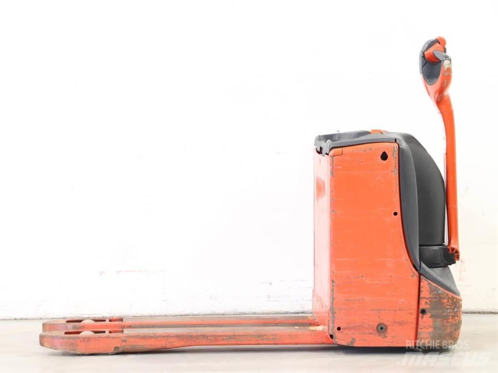 Linde T16/1152 Ročni električni viličar