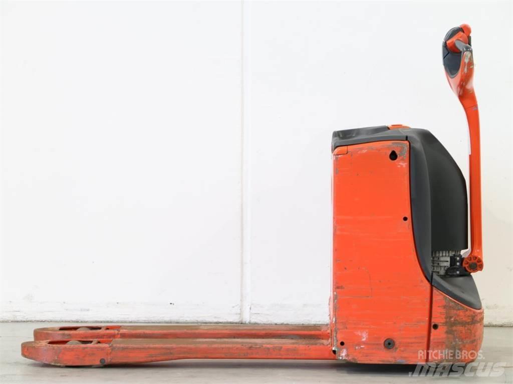 Linde T16/1152 Ročni električni viličar