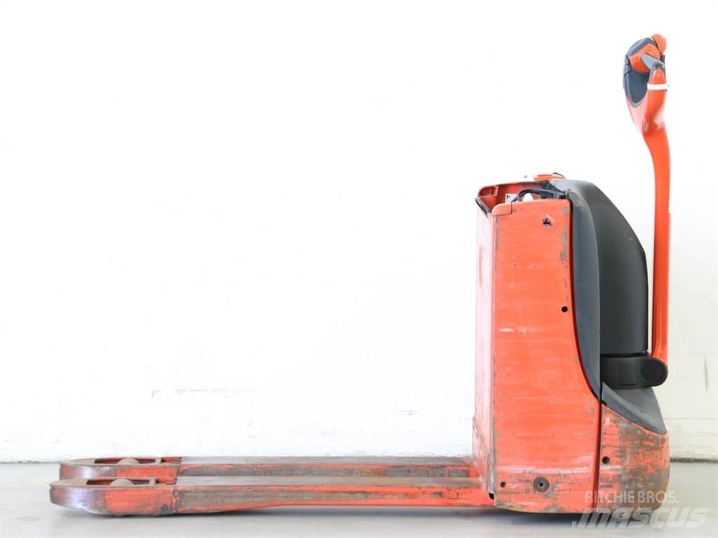 Linde T16/1152 Ročni električni viličar